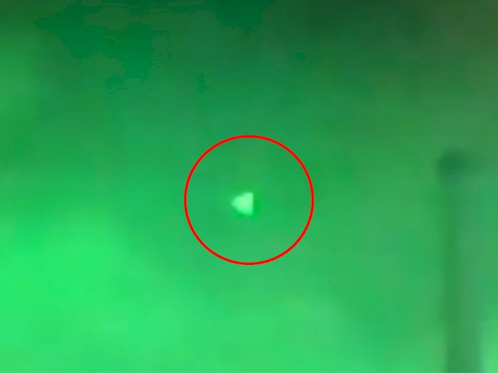 Pentagon Akui Video Penampakan UFO Berbentuk Segitiga, Direkam Personel Angkatan Laut AS!