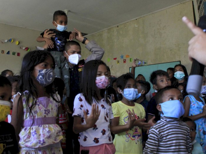 FOTO: Trauma Healing Bagi Korban Bencana Alam di Kota Kupang