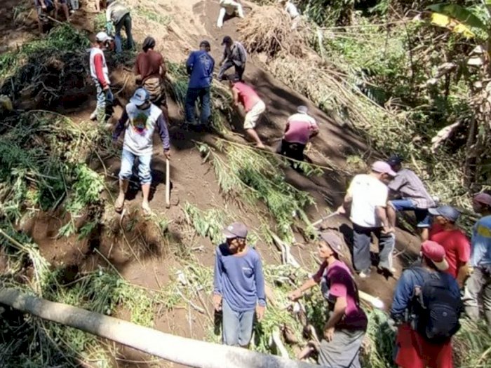 Korban Longsor Malang Ditemukan Tewas Tertimbun Tanah Sedalam 1,5 Meter
