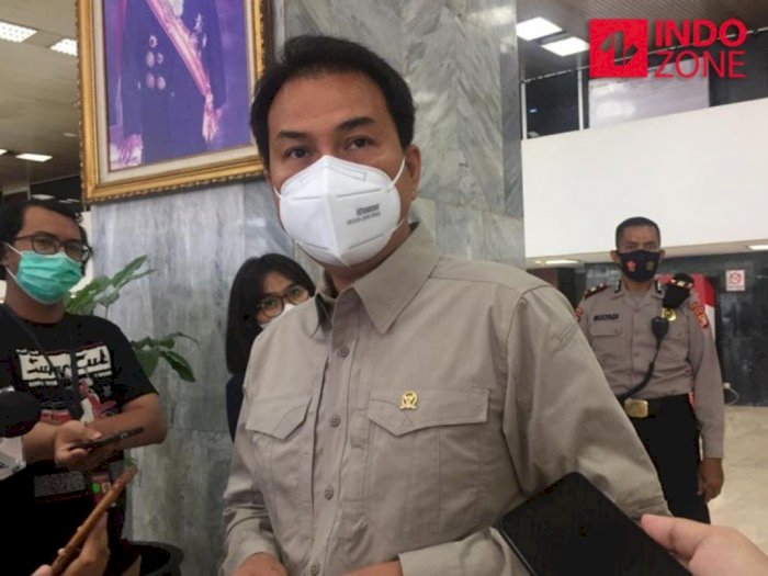 Diduga Fasilitasi Pertemuan dalam Kasus KPK, Azis Syamsuddin Dilaporkan ke MKD