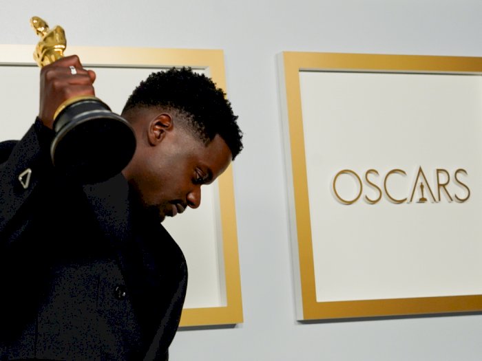 Ucapkan 'Ibuku Bercinta Dengan Ayah' di Oscar 2021, Daniel Kaluuya Menyesal