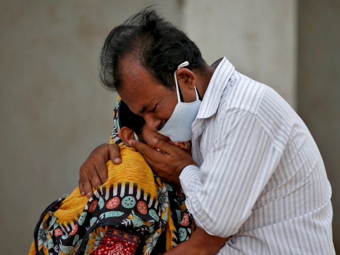Mengalami Masalah Pernapasan, Ibu dan Anak di India Ini Dibiarkan Mati Begitu Saja