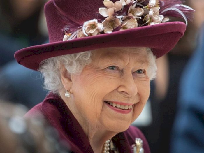Ditinggal Pangeran Philip, Akhrinya Ratu Elizabeth Bisa Tersenyum Lagi: Terima Kasih!