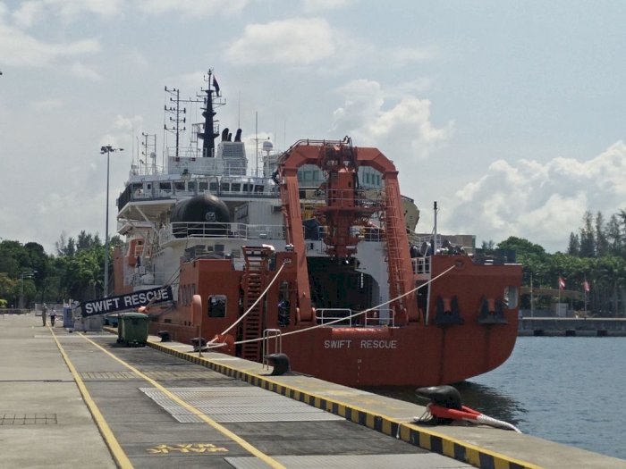 Kapal Singapura MV Swift Rescue Bantu Evakuasi KRI Nanggala 402, Temukan Kapal Terbelah 3