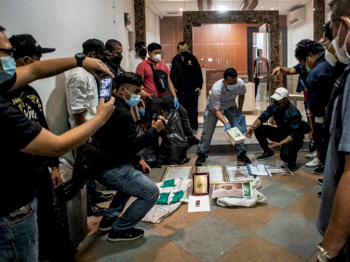 Polisi Temukan Bahan Peledak di Eks Markas FPI, Pengacara Munarman: Itu Pembersih Toilet