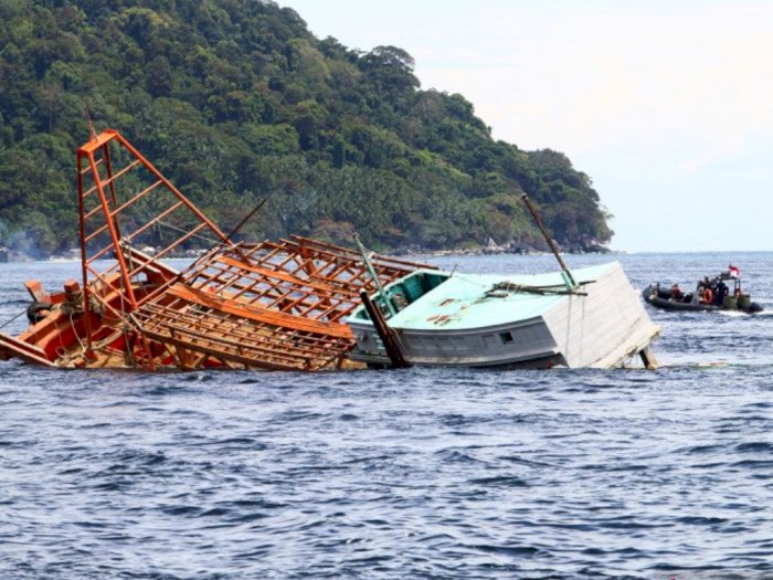 Duh! Kapal Vietnam Curi Ikan di Natuna Utara dengan Pukat yang Bisa Merusak Biota Laut