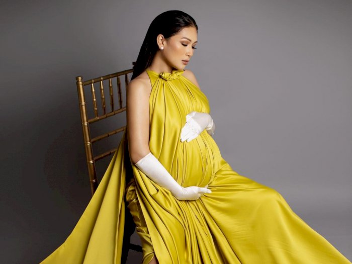 Tata Janeeta Pamer Foto Maternity Shoot, Tubuh Langsingnya Jadi Sorotan Netizen