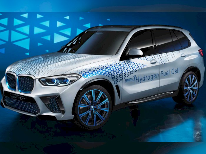 Mobil Berbahan Bakar Hidrogen Buatan BMW Bakal Dirilis Tahun 2022 Nanti