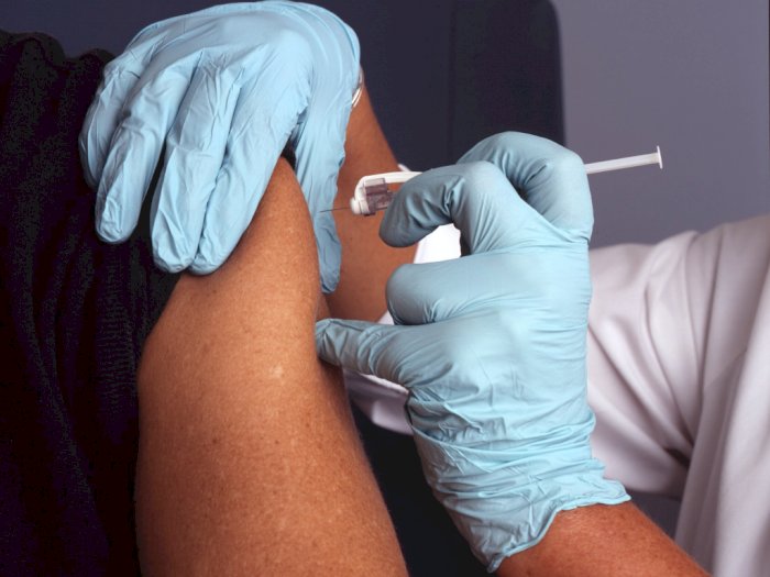 Dokter Menganjurkan Semua Orang untuk Tak Meminum Paracetamol Sebelum Vaksinasi