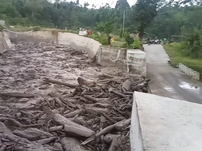 BMKG Ingatkan Warga di Sekitar Gunung Sinabung untuk Waspadai Banjir Lahar Dingin