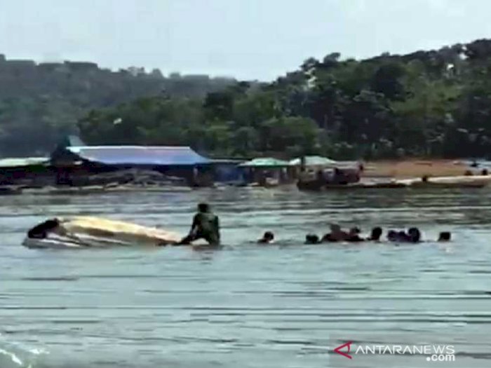 Perahu Wisatawan Tenggelam di Waduk Kedung Ombo, 9 Orang Hilang
