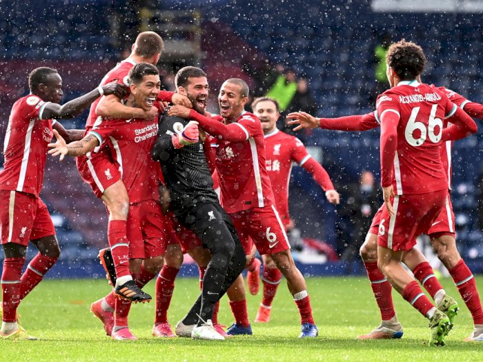 FOTO: Liga Inggris, Gol Kiper Alisson Membawa Liverpool Kalahkan West Brom 2-1