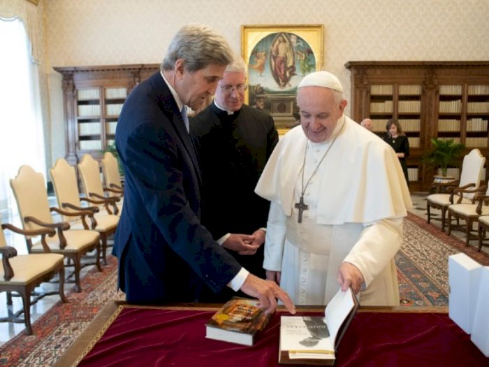 Utusan Amerika Serikat Ingin Paus Francis Hadir di COP26!