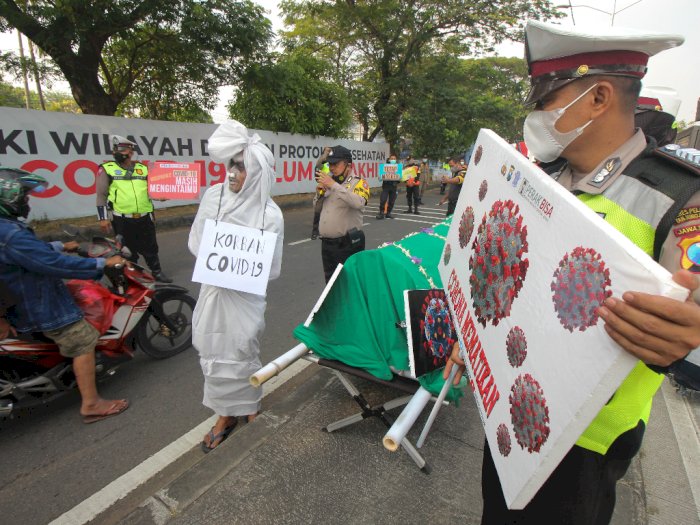 FOTO: Sosialisasi Protokol Kesehatan di Suramadu