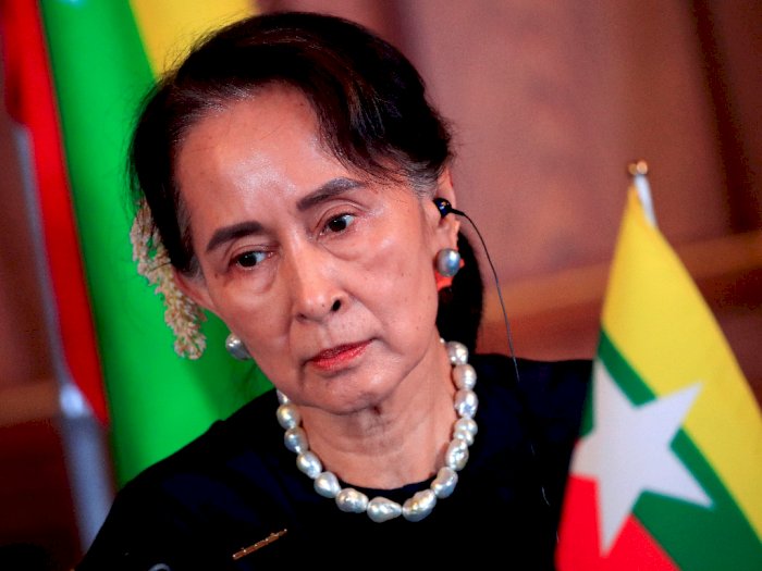 Aung San Suu Kyi Muncul untuk Pertama Kalinya di Pengadilan