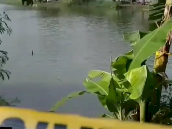 BREAKING NEWS: Pesawat Latih Jatuh di Danau Buperta