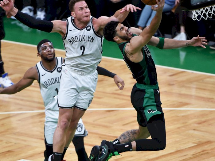 FOTO: Playoff NBA, Celtics Kalahkan Nets 125-119 Untuk Keunggulan Seri 2-1