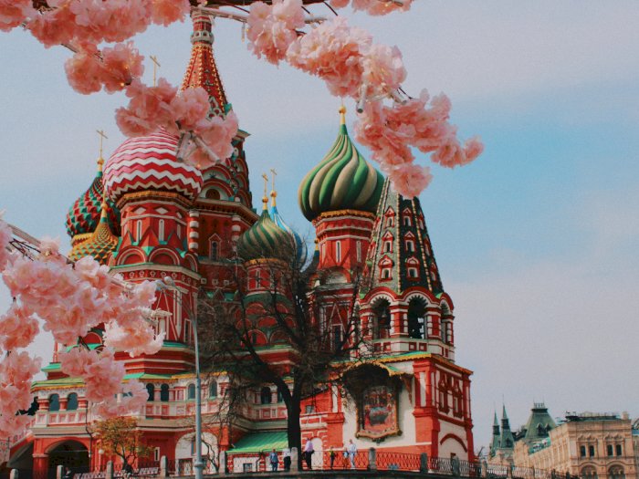 Rusia Izinkan Turis Masuk ke Negaranya, Namun Harus "Ngekos" di Sana!