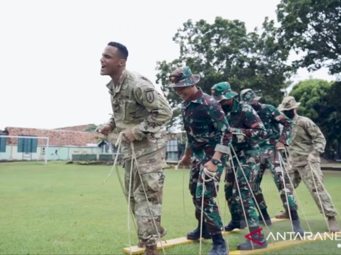 Latihan Bersama, Prajurit AS Terkesan Dengan Keramahan TNI