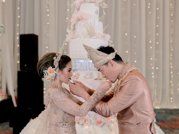 Gelar Resepsi Nikahan Pakai Wedding Cake, Citra Monica Jelaskan Maksudnya: Sebuah Simbol!