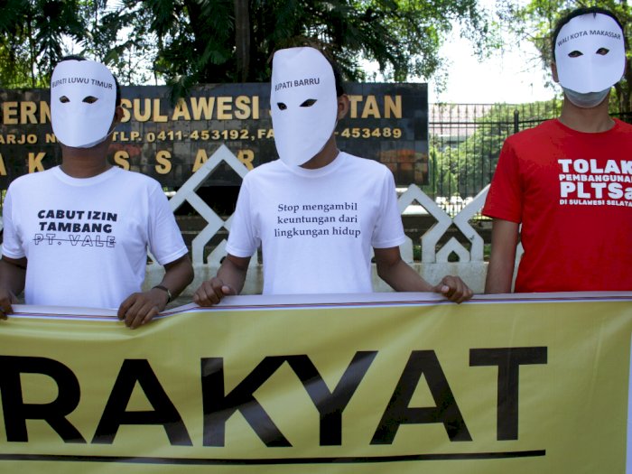 FOTO: Aksi Memperingati Hari Lingkungan Hidup Sedunia di Makassar