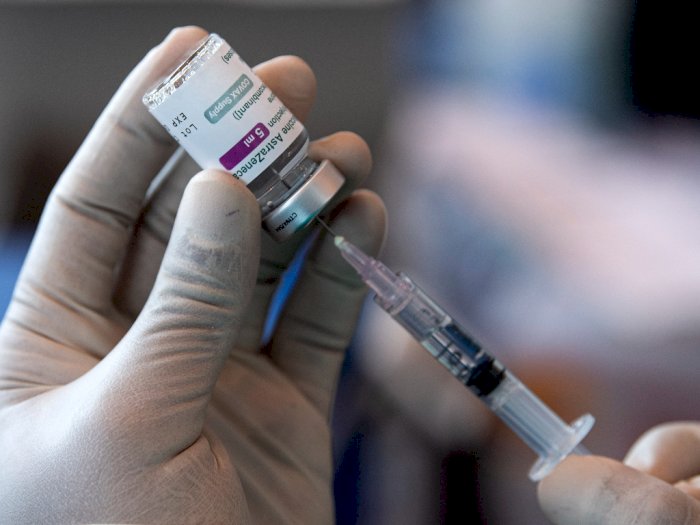 Pemprov DKI Vaksin Warga 18 Tahun ke Atas Pakai AstraZeneca yang Kadaluwarsa Akhir Juni