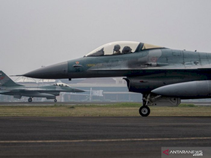 Akan Laksanakan Latihan Resmi, 10 Pesawat Tempur TNI AU Mendarat di Lanud SMH Palembang