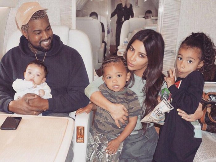 Kim Kardashian Mengunggah Foto Ucapan Ulang Tahun pada Kanye West dengan Penuh Cinta