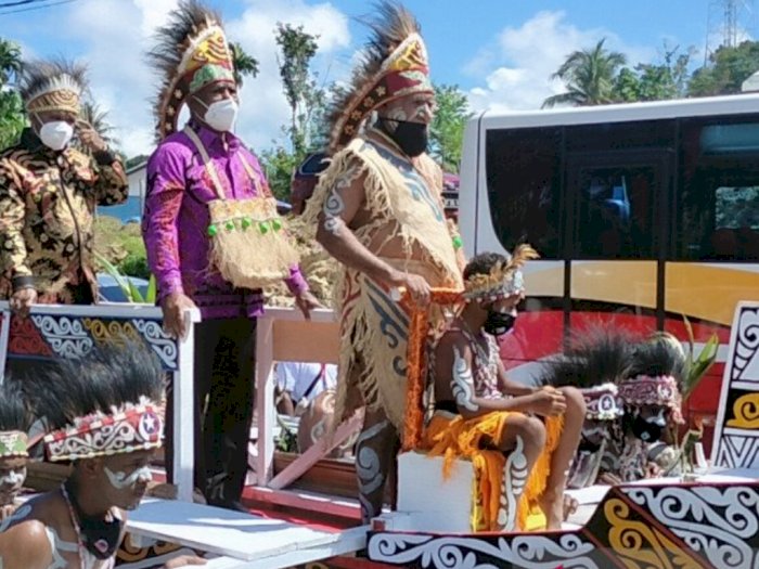 Gubernur Papua Barat Ajak Masyarakat Rawat Keberagaman Suku