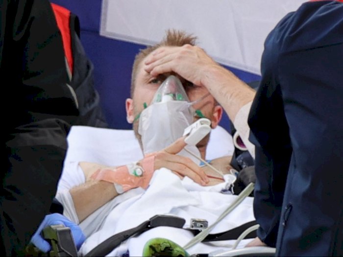 Eriksen Dibawa ke Rumah Sakit Dalam Kondisi Stabil usai Kolaps di Lapangan