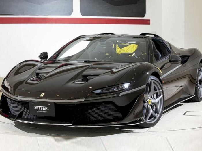 Mobil Ferrari J50 Super Langka Ini Sedang Dijual dengan Harga Rp51 Miliar