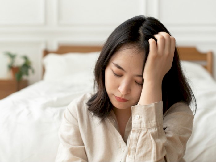 7 Cara Mengatasi Bad Mood tanpa Sebab pada Pria dan Wanita, Gampang!