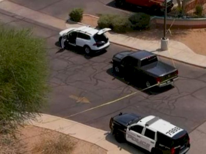 Pria Bersenjata Secara Acak Menembak dari Mobil di Arizona, 1 Tewas dan 13 Terluka