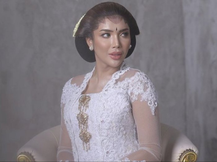 Millen Cyrus Bikin Geger Usai Unggah Foto Dandan Ala Pengantin Jawa: Istighfar Bang