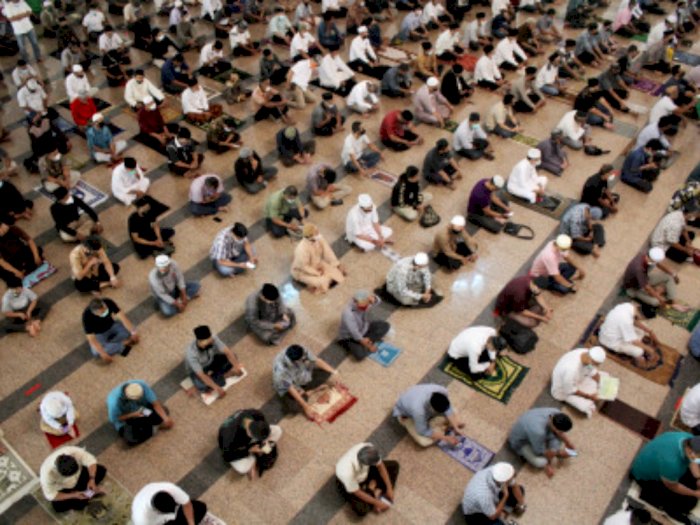 Kasus Covid-19 Menggila, Warga Jakarta Diminta Tidak Salat Jumat di Masjid 