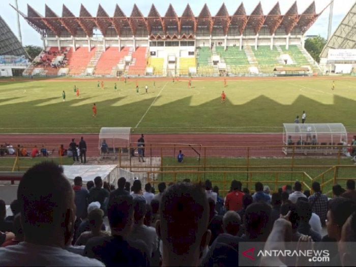 Penonton di Stadion Membludak, Laga Persiraja vs PSMS Medan Dihentikan 