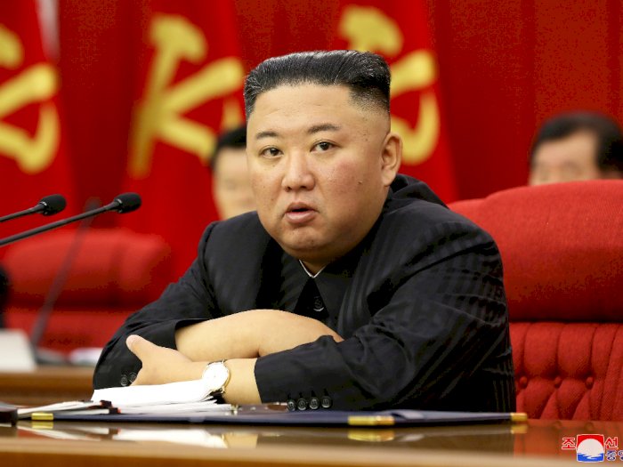 Warga Korea Utara Menangis Melihat Kim Jong-un karena Berat Badannya Turun