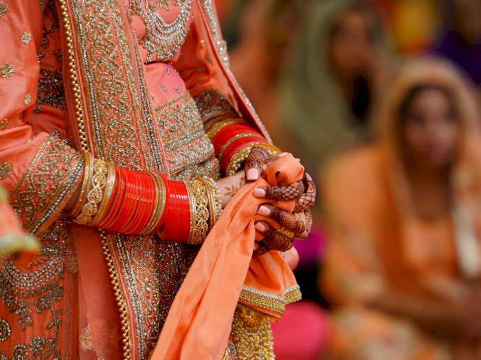 Pria India Ini Menuntut Mertua Setelah Tahu Kalau Istrinya Adalah Transgender