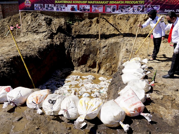 FOTO: Pemusnahan Minuman Keras di Gorontalo