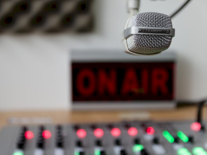 KPI Bantah Soal Pelarangan 42 Lagu di Radio di Bawah Jam 10 Malam, Hanya Rekomendasi