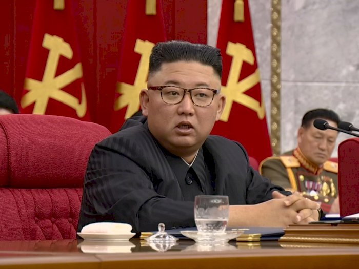 Kim Jong-un Mengecam Para Pejabat Atas Kegagalan Pandemi saat Korut dalam Krisis Besar