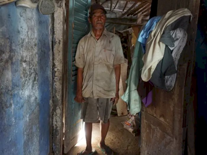 Kakek Udih, Lansia Sebatang Kara Berjuang untuk Hidup dengan Penghasilan Cuma Rp10 Ribu