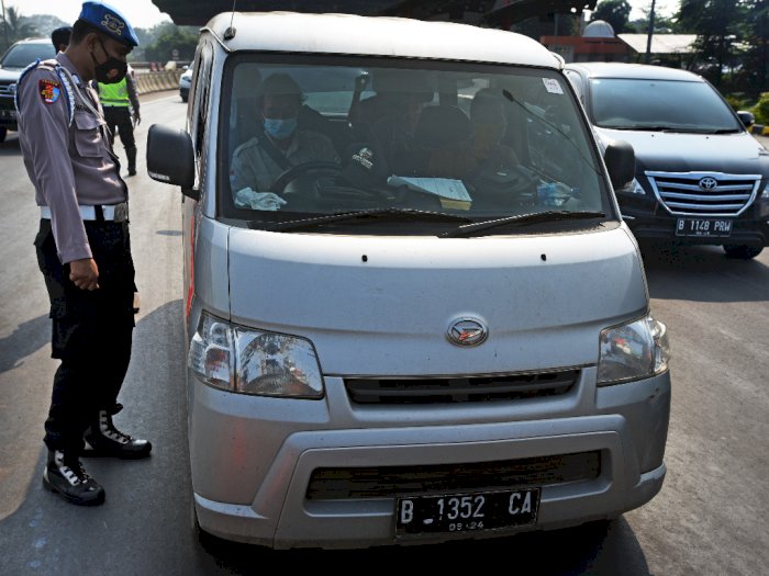 FOTO: Penyekatan PPKM Darurat di Banten
