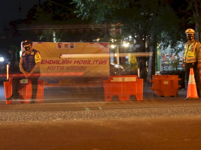 FOTO: Pengetatan Mobilitas Warga di Kota Kediri
