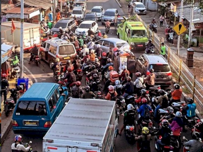 Hari ke-5 PPKM, Korlantas Polri Klaim Tak Ada Penumpukan Kendaraan