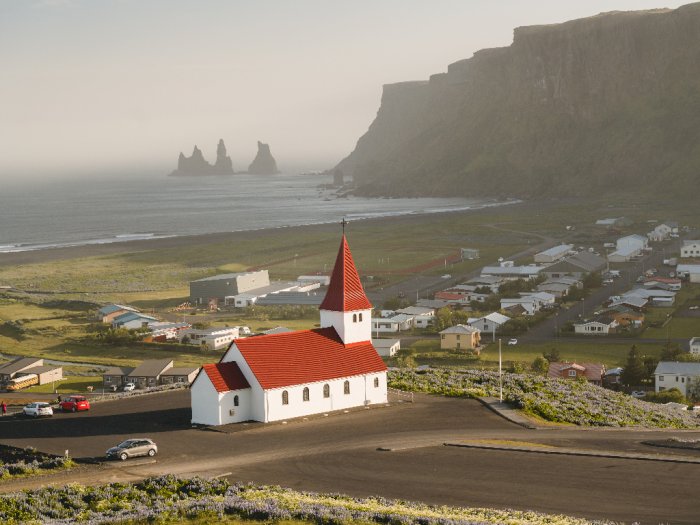 Islandia Jalani Eksperimen Pemotongan Jam Kerja Selama 4 Tahun, Ini Hasilnya!