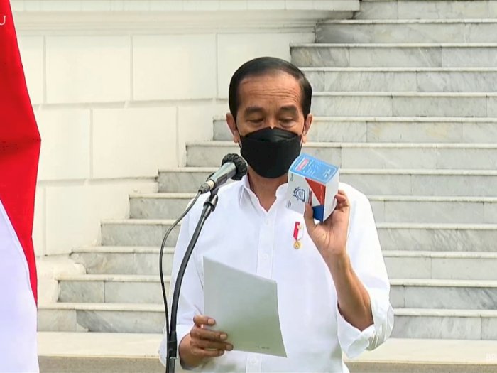 Pastikan 300 Paket Obat untuk Pasien Covid-19 Gratis, Jokowi: Awasi dengan Ketat!