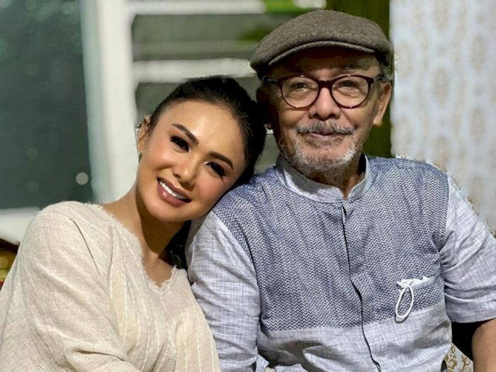 Papa Trenggono Meninggal, Yuni Shara Ucapkan Syukur Karena Sempat Lakukan Sungkeman
