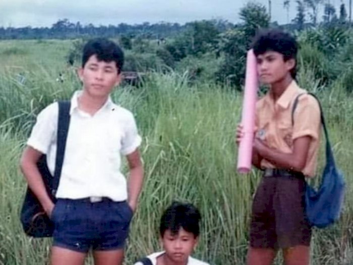 Gaya Macho Anak SMP Tahun 1980-an Viral, Netizen Malah Salfok ke Betis
