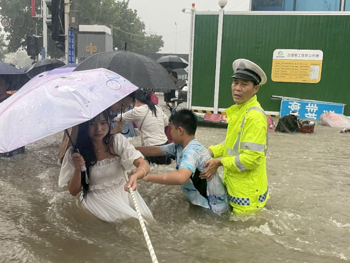 Banjir Parah Terjang Zhengzhou China, 25 Orang Dinyatakan Meninggal